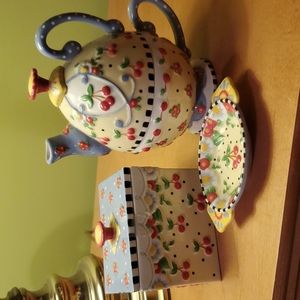 Mary Engelbreit tea set